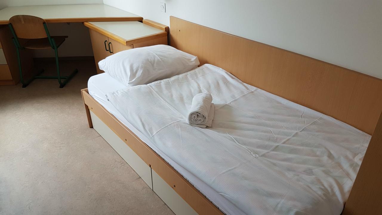 Summer Residence Hostel Любляна Екстер'єр фото